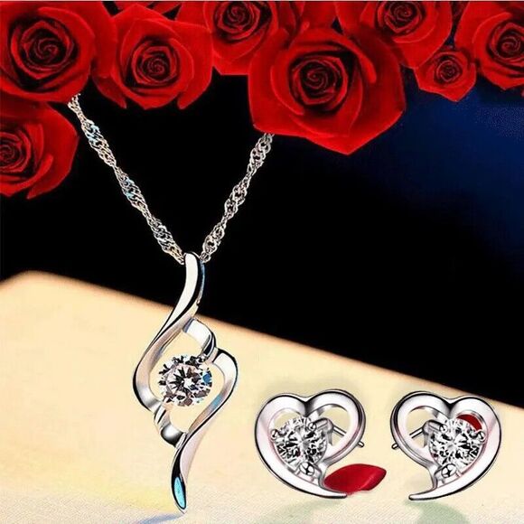 Rhinestone Heart Earrings and Pendant Set - Picture 2 of 6